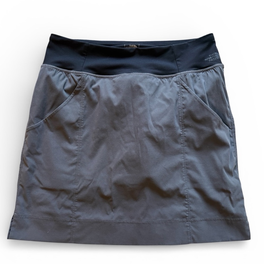 The North Face Black Athletic Skirt Women’s Size M Hiking Golf Skort Pockets